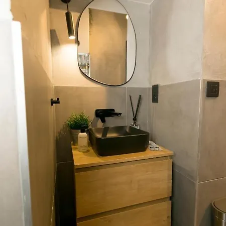 Golden Dove Luxury Aparts Apartment