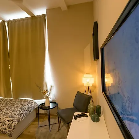 Golden Dove Luxury Aparts * Brussels